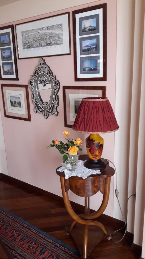 Lovely Casa Paola Villlafranca Centro Zimmer Rooms Villafranca di Verona Exteriör bild